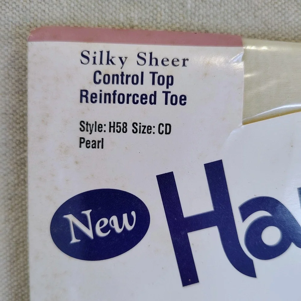 NWT Hanes Womens SZ CD Hanes Too Silky Sheer Pantyhose Pearl Vintage 90s Y2K